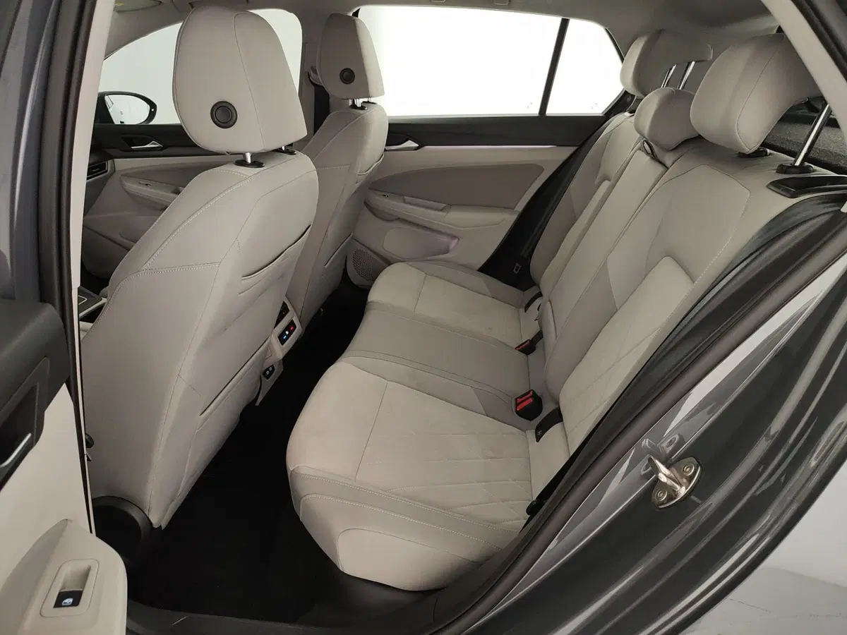 Volkswagen Golf usata a Caserta (19)
