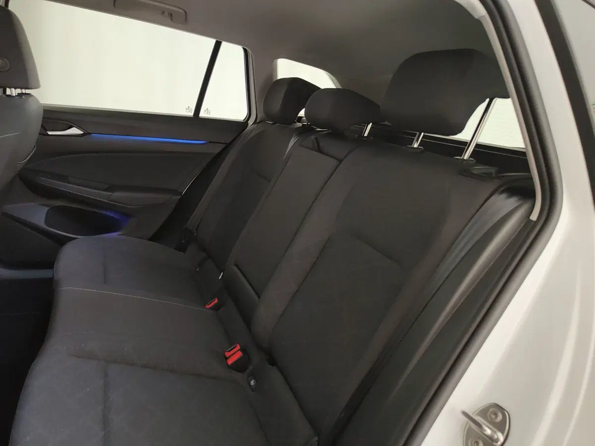 Volkswagen Golf Variant usata a Caserta (19)