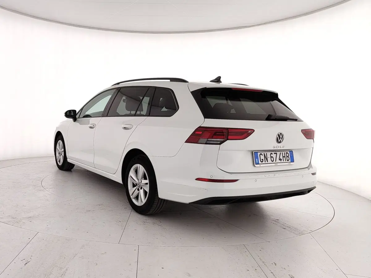 Volkswagen Golf Variant usata a Caserta (4)