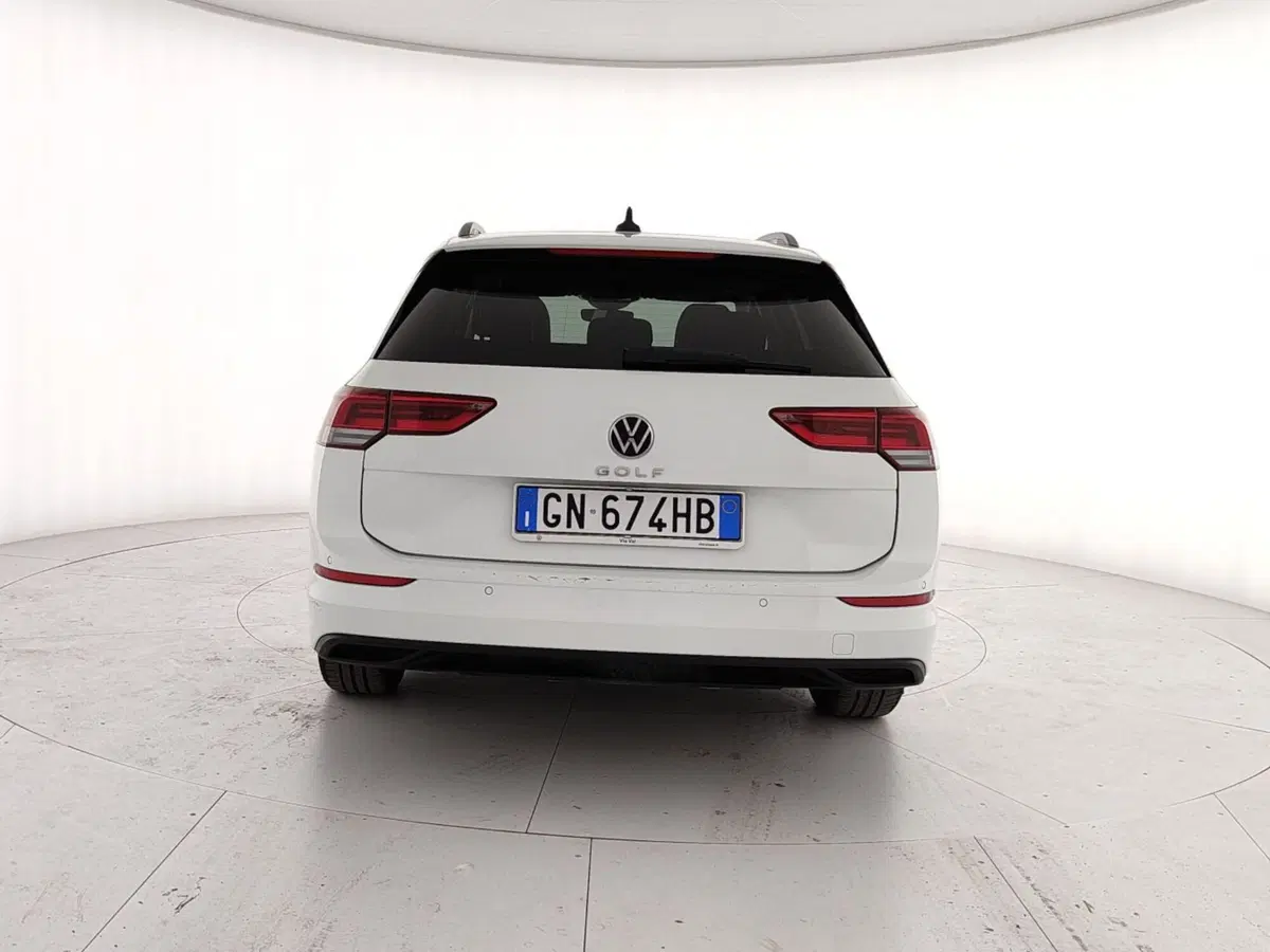 Volkswagen Golf Variant usata a Caserta (5)