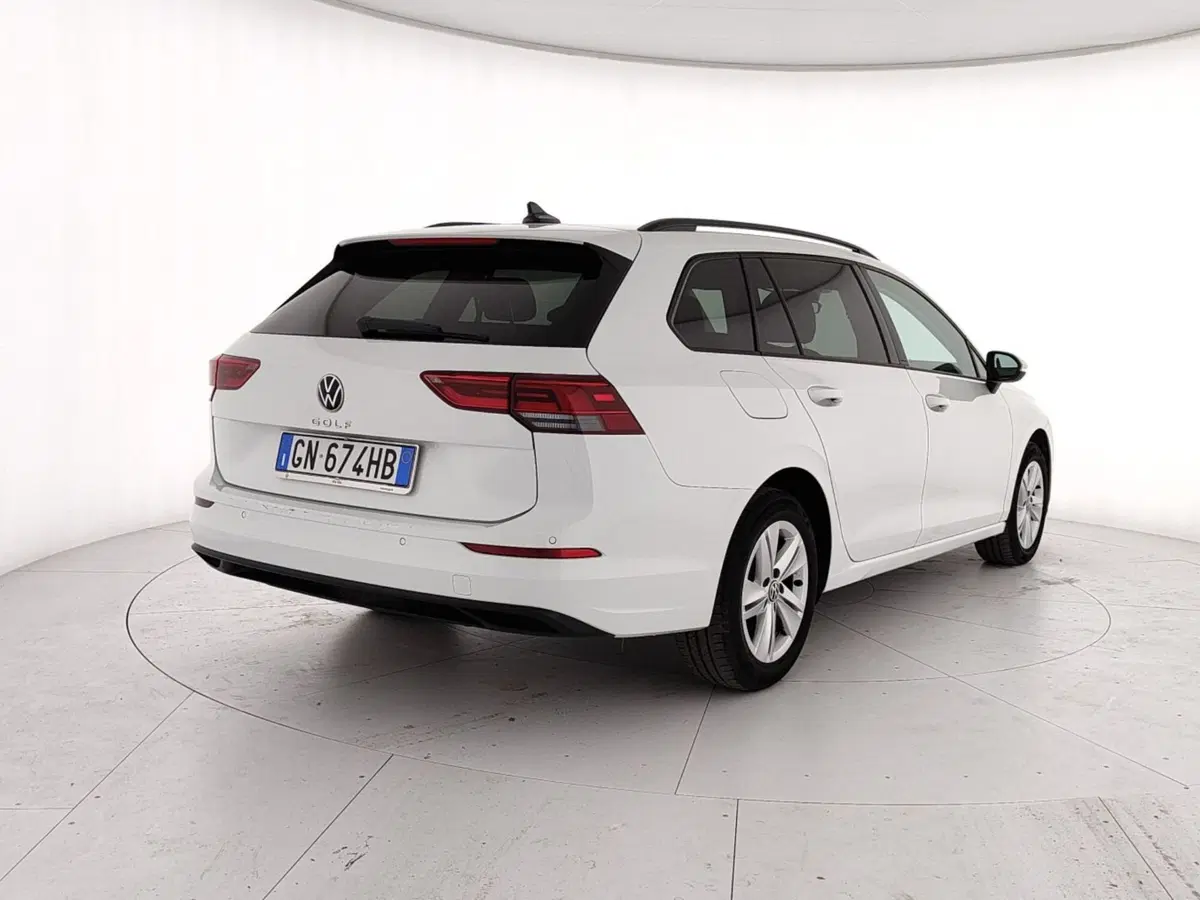 Volkswagen Golf Variant usata a Caserta (6)