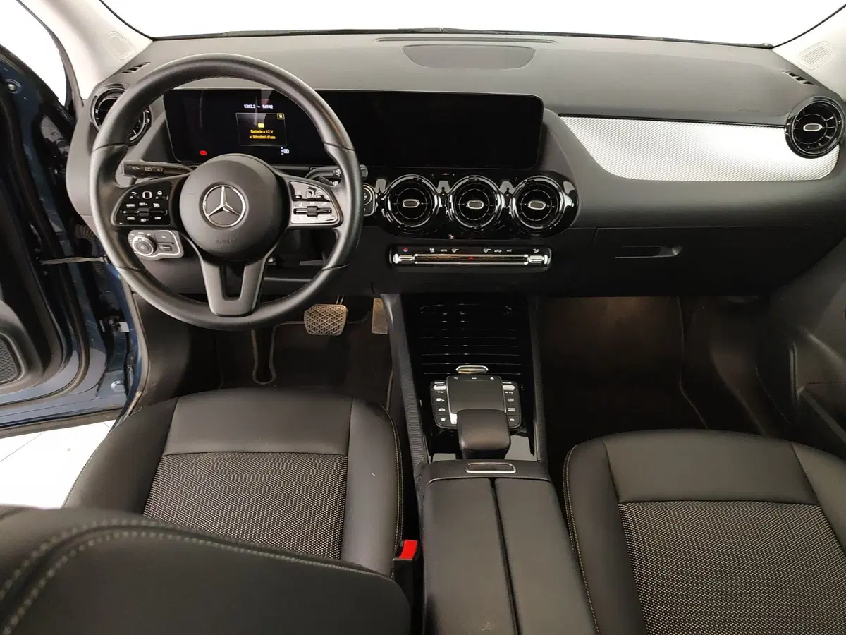 Mercedes-Benz GLA SUV usata a Caserta (15)