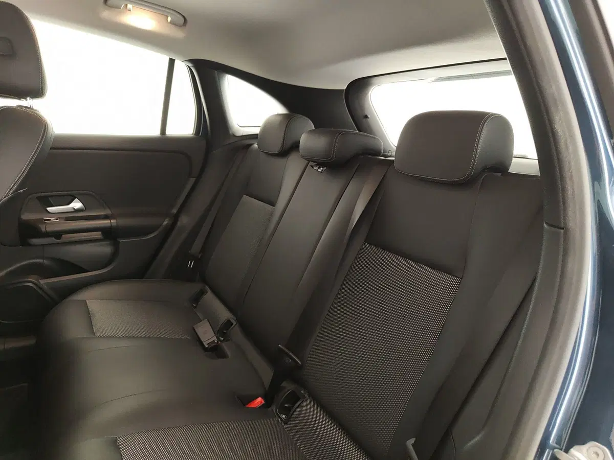 Mercedes-Benz GLA SUV usata a Caserta (19)