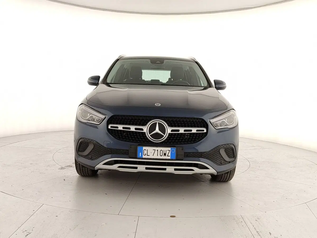 Mercedes-Benz GLA SUV usata a Caserta (2)