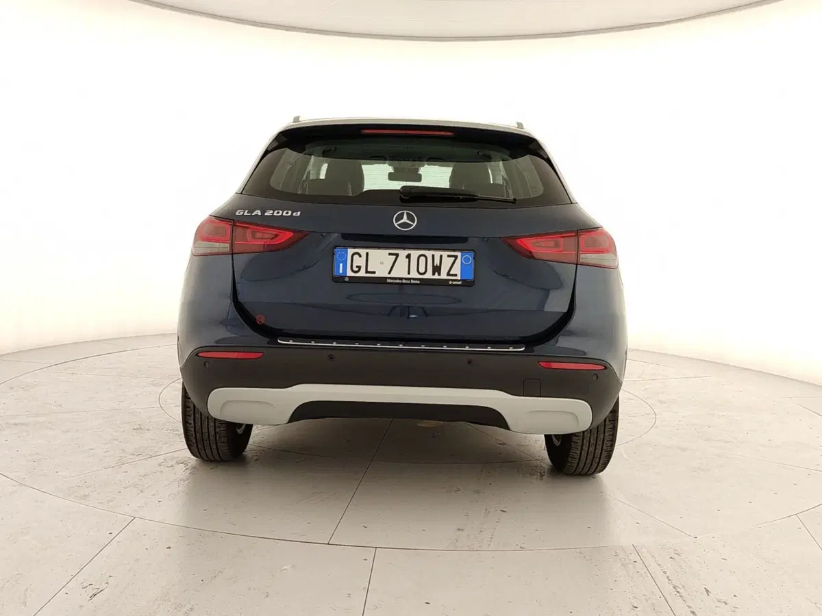 Mercedes-Benz GLA SUV usata a Caserta (5)