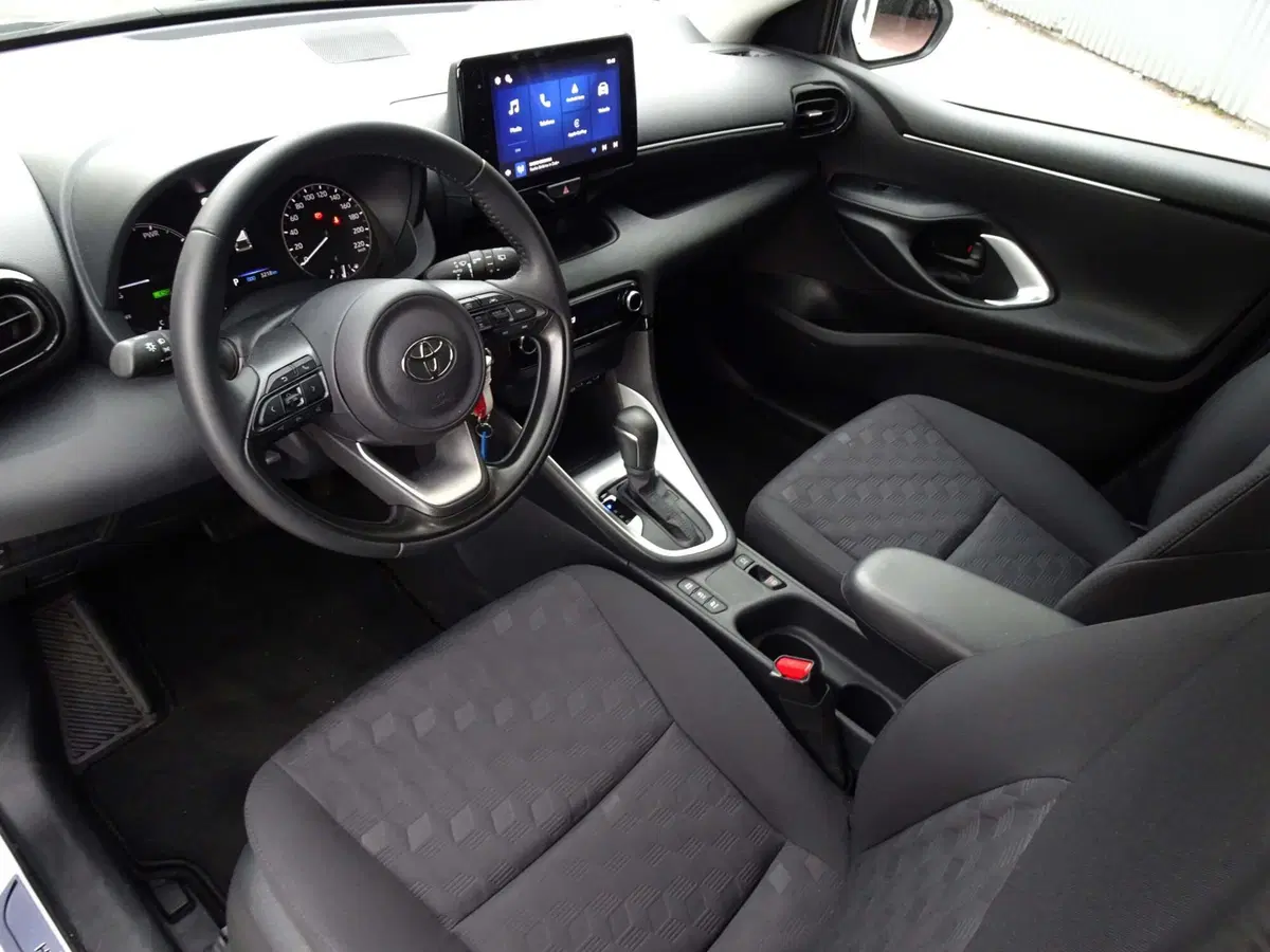 Toyota Yaris usata a Venezia (6)