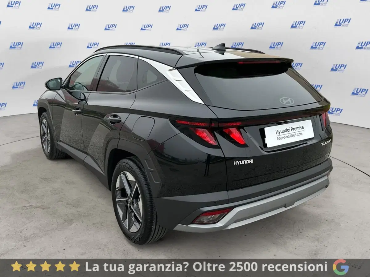 Hyundai Tucson nuova a Pistoia (4)