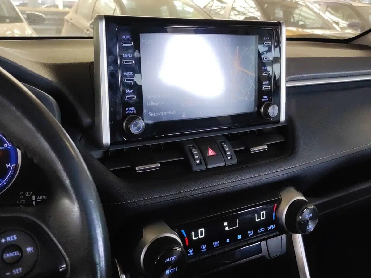 Toyota Rav4 usata a Milano (11)