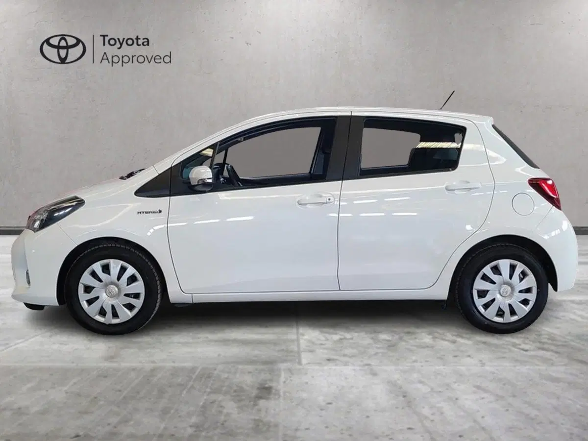 Toyota Yaris usata a Milano (4)