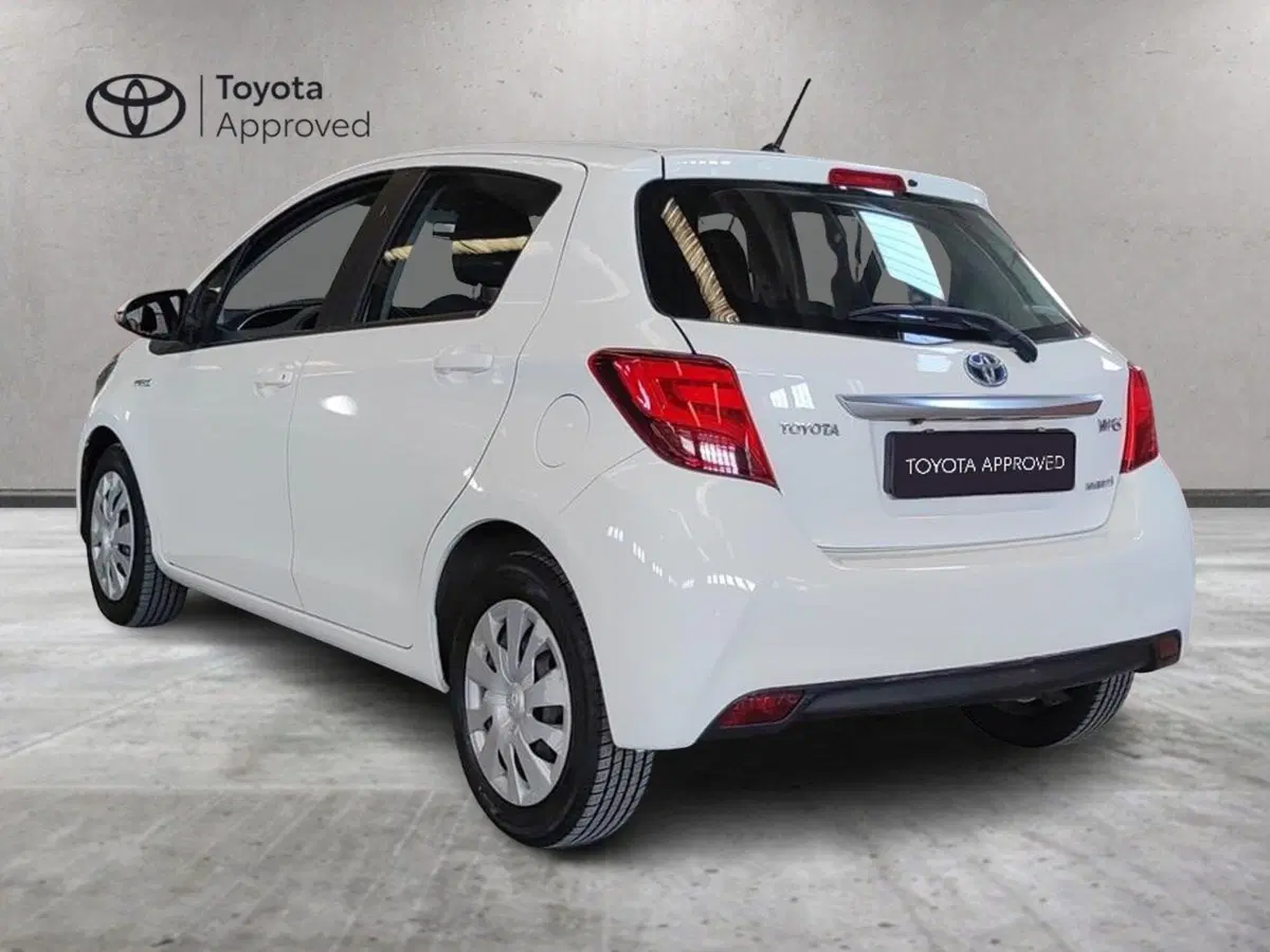 Toyota Yaris usata a Milano (6)