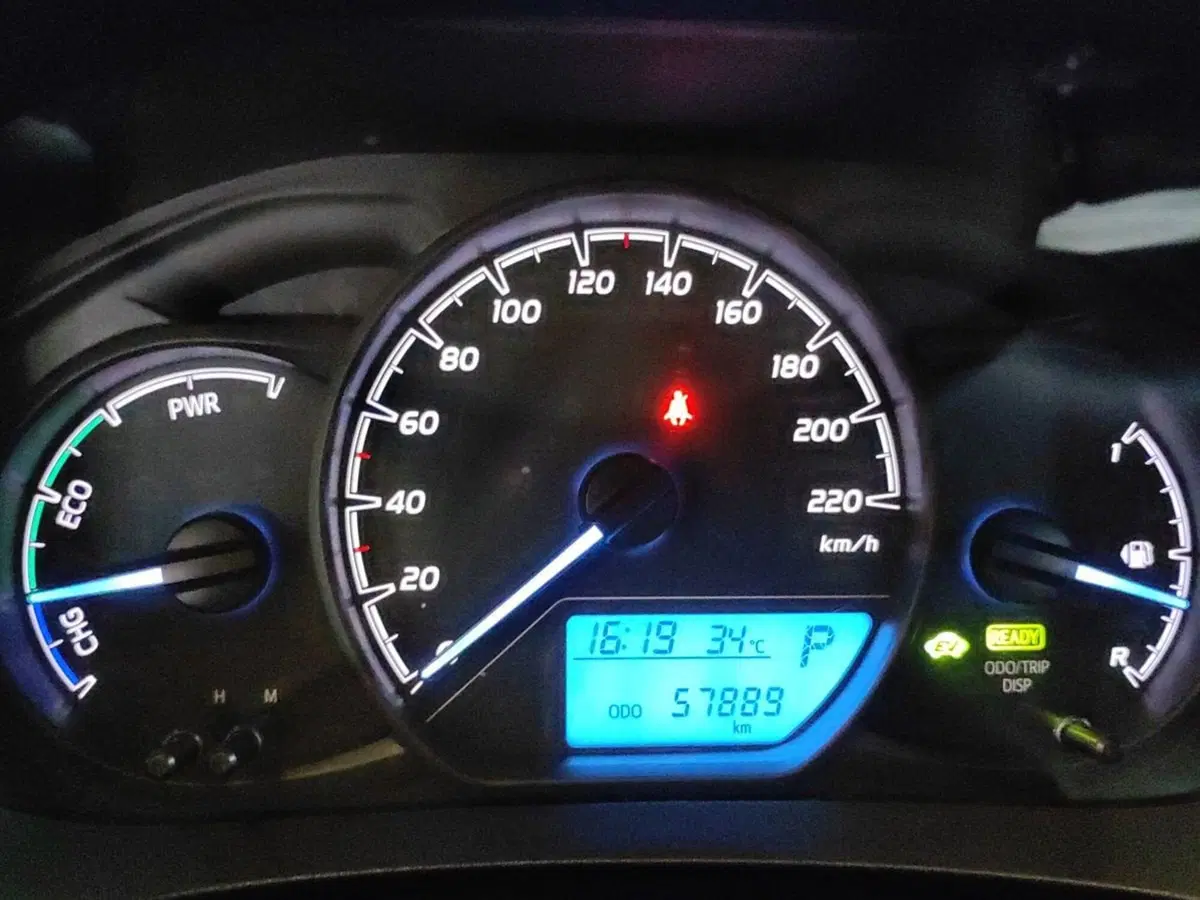 Toyota Yaris usata a Milano (10)