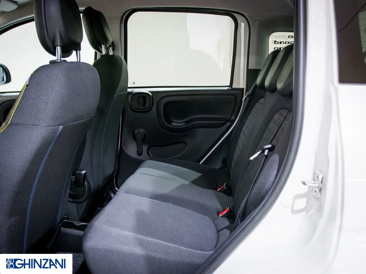 Fiat Pandina nuova a Bergamo (11)