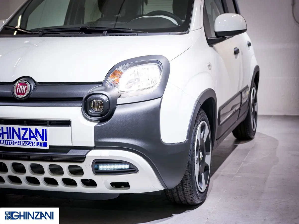 Fiat Pandina nuova a Bergamo (17)