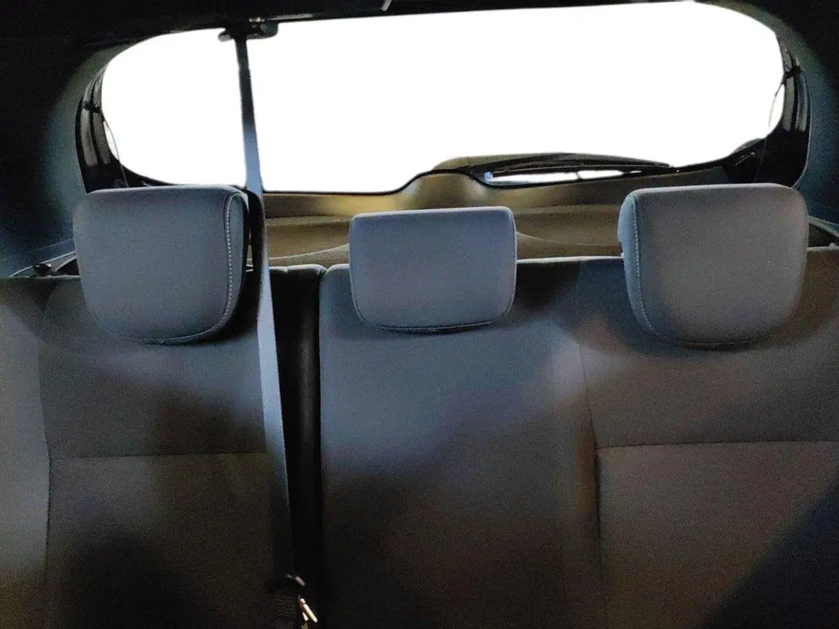 Toyota Yaris usata a Milano (12)