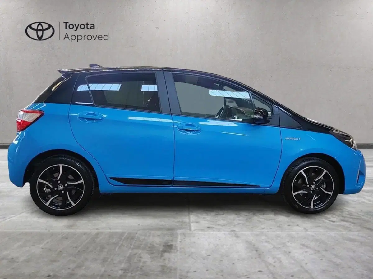 Toyota Yaris usata a Milano (5)