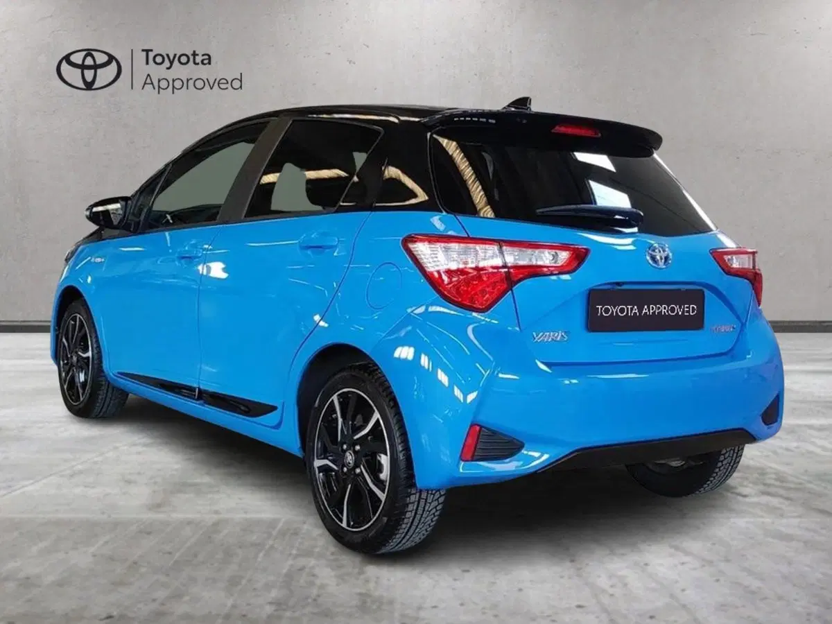 Toyota Yaris usata a Milano (6)