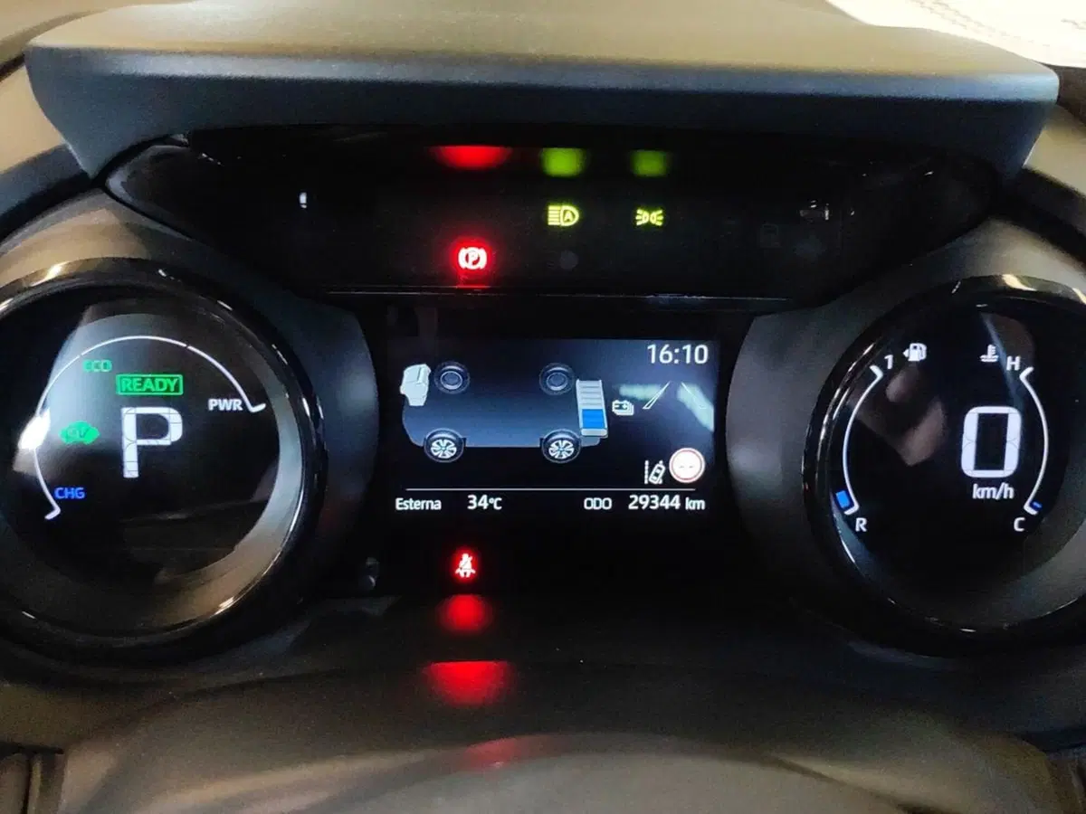 Toyota Yaris usata a Milano (10)
