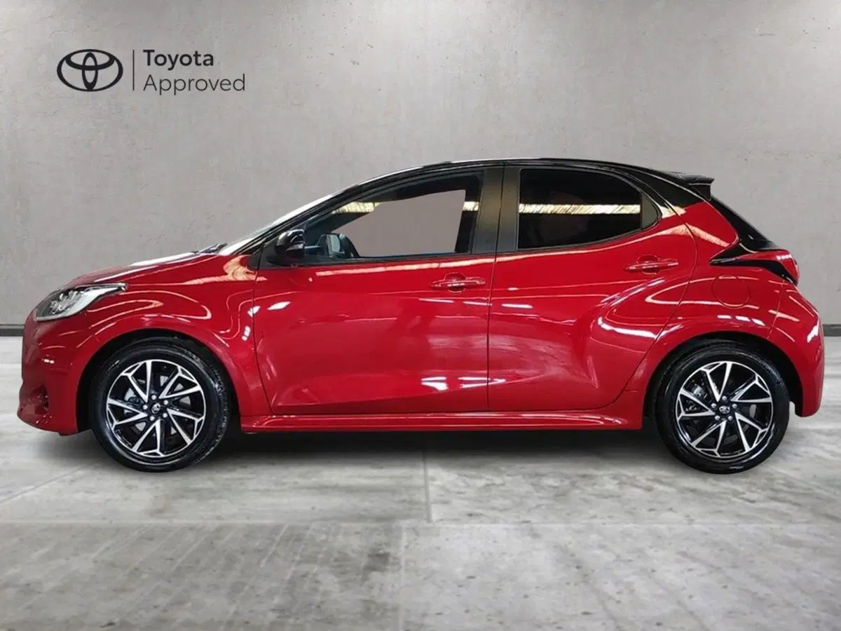 Toyota Yaris usata a Milano (4)