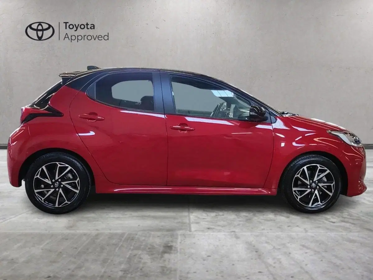 Toyota Yaris usata a Milano (5)
