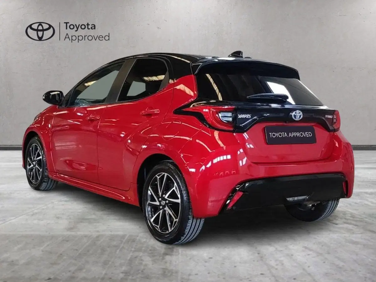 Toyota Yaris usata a Milano (6)