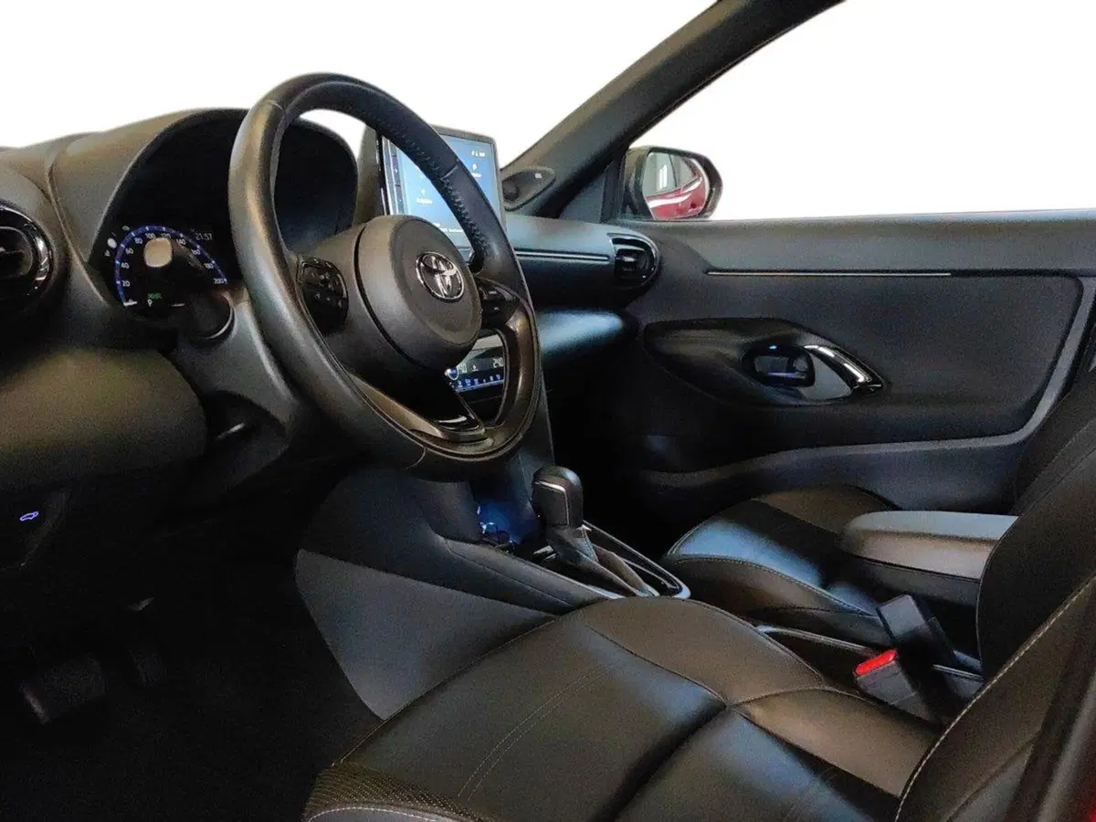 Toyota Yaris Cross usata a Milano (8)