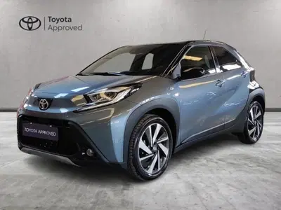 Toyota Aygo X 1.0 VVT-i 72 CV 5p. Undercover S-CVT del 2024 usata a Milano