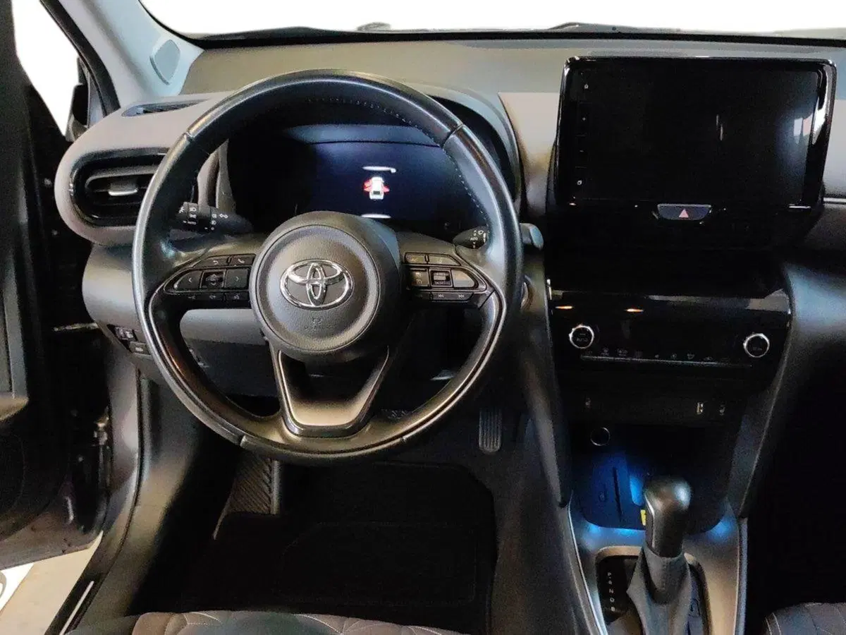 Toyota Yaris Cross usata a Milano (9)