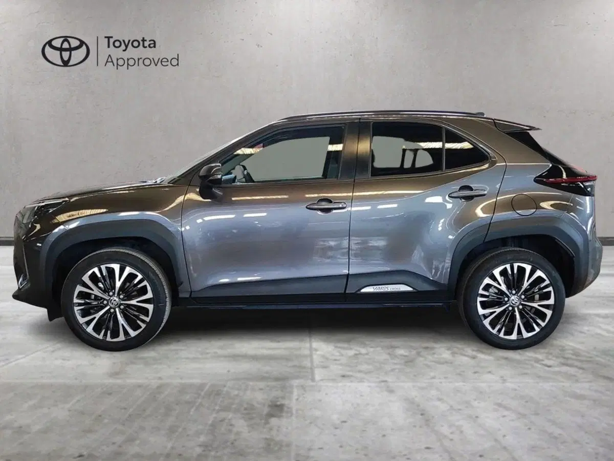 Toyota Yaris Cross usata a Milano (4)