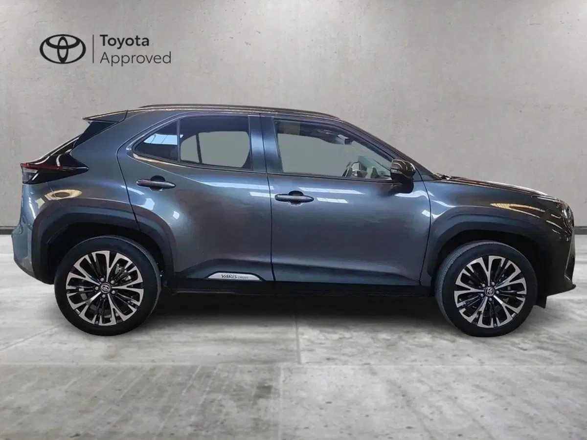 Toyota Yaris Cross usata a Milano (5)