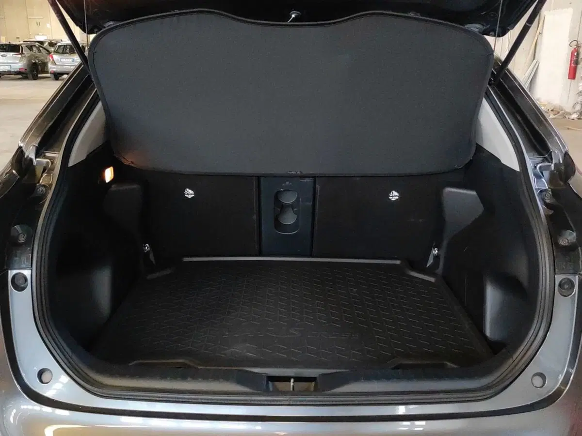 Toyota Yaris Cross usata a Milano (7)