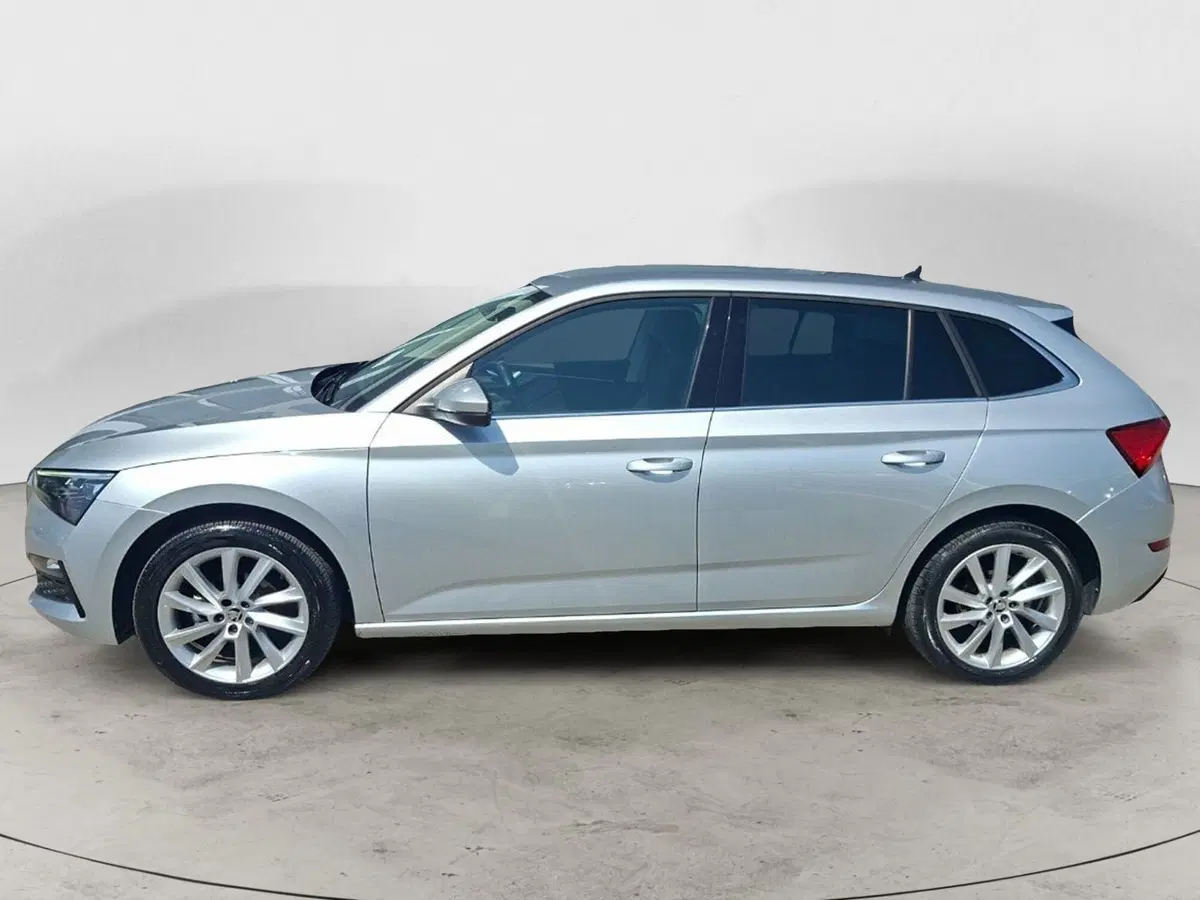 Skoda Scala usata a Ancona (2)