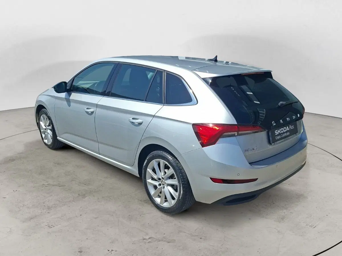 Skoda Scala usata a Ancona (3)