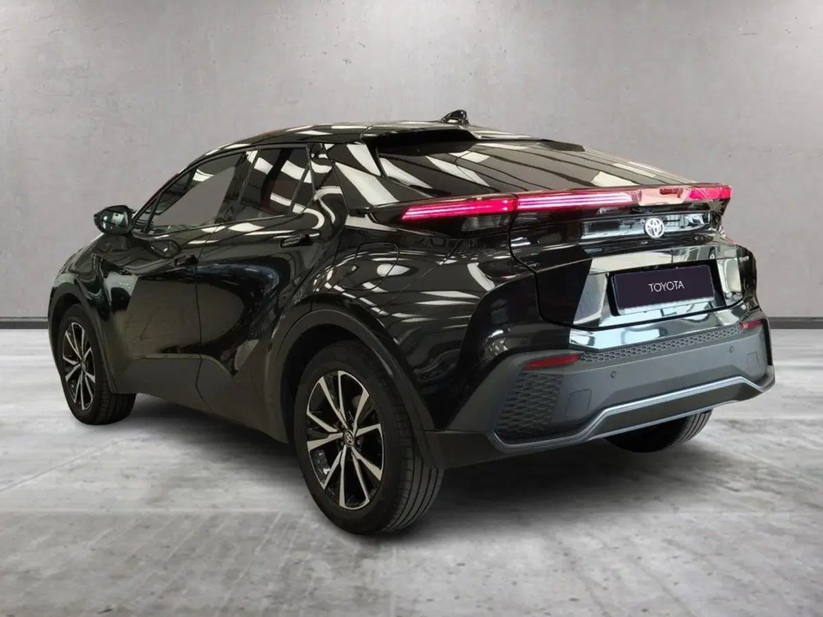 Toyota Toyota C-HR usata a Roma (4)