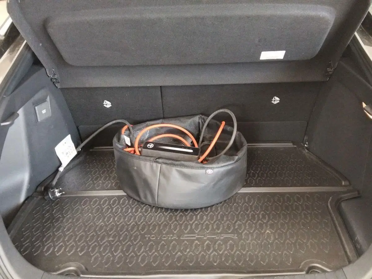 Toyota Toyota C-HR usata a Roma (5)