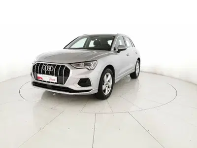 Audi Q3 35 1.5 tfsi Business Advanced s-tronic del 2025 usata a San Giovanni Teatino