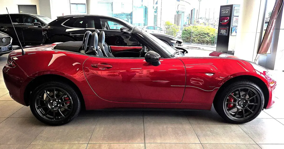 Mazda MX-5 nuova a Pavia (6)