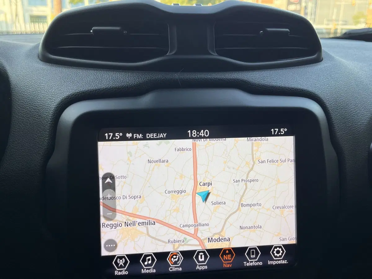 Jeep Renegade usata a Modena (13)