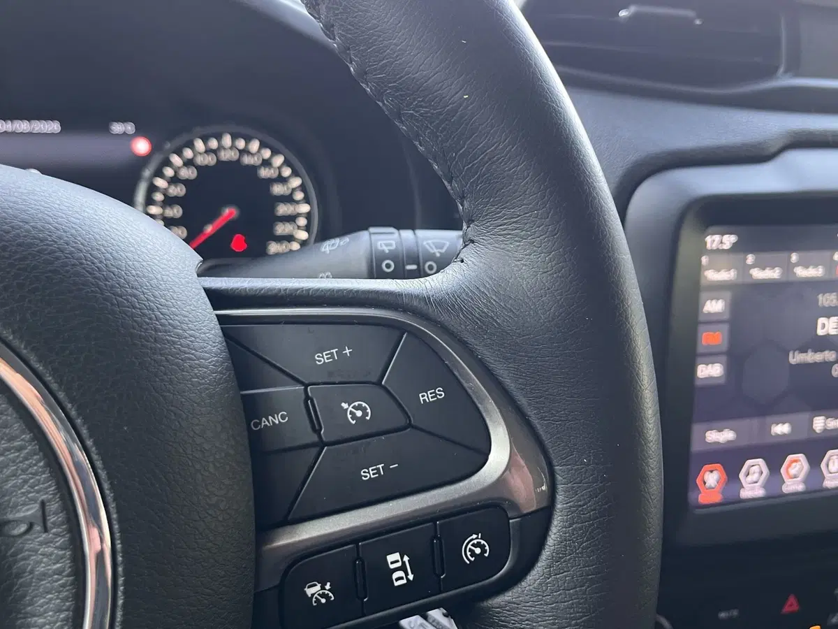 Jeep Renegade usata a Modena (16)