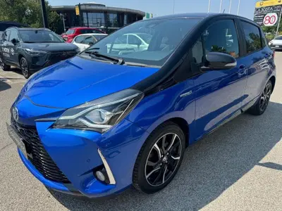 Toyota Yaris 1.5 Hybrid 5 porte Style del 2017 usata a Modena