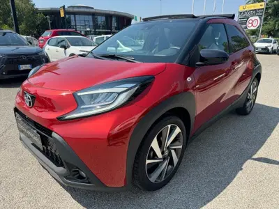 Toyota Aygo X 1.0 Lounge Air 72cv s-cvt del 2022 usata a Modena