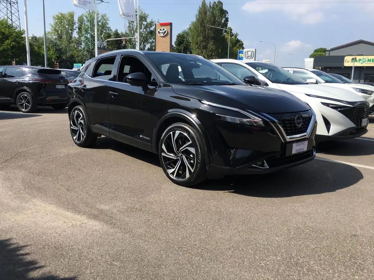 Nissan Qashqai usata a Bologna (2)