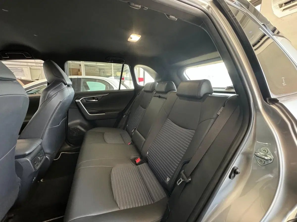 Toyota Rav4 usata a Modena (15)
