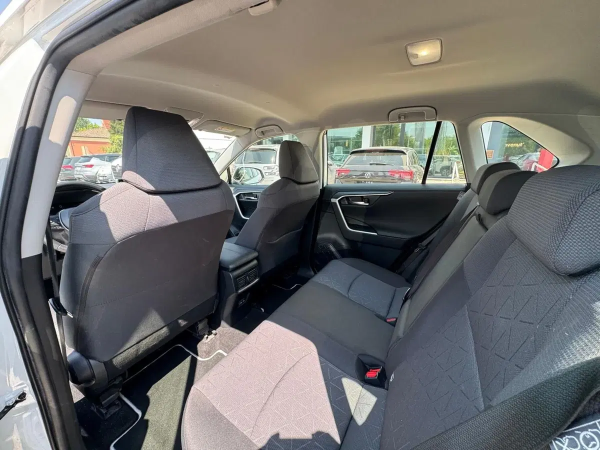 Toyota Rav4 usata a Modena (14)