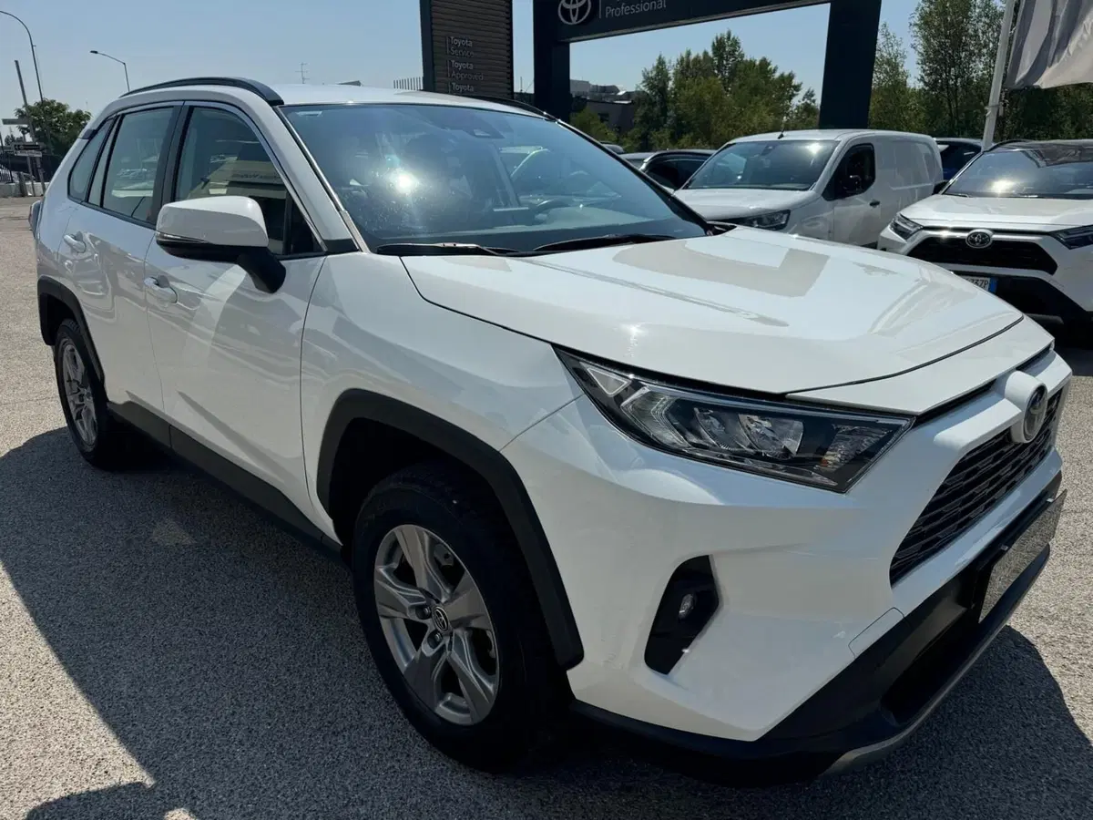 Toyota Rav4 usata a Modena (4)