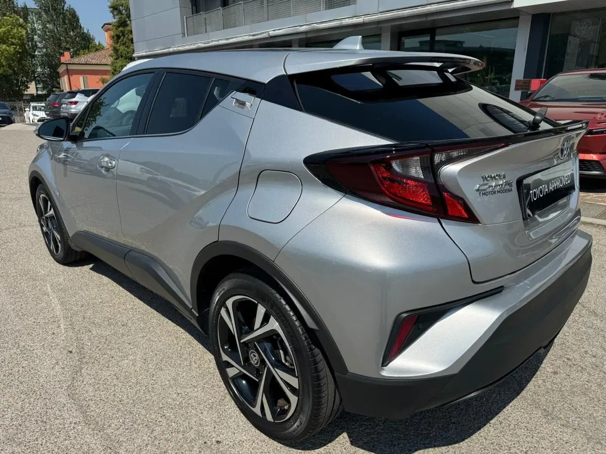 Toyota Toyota C-HR usata a Modena (8)
