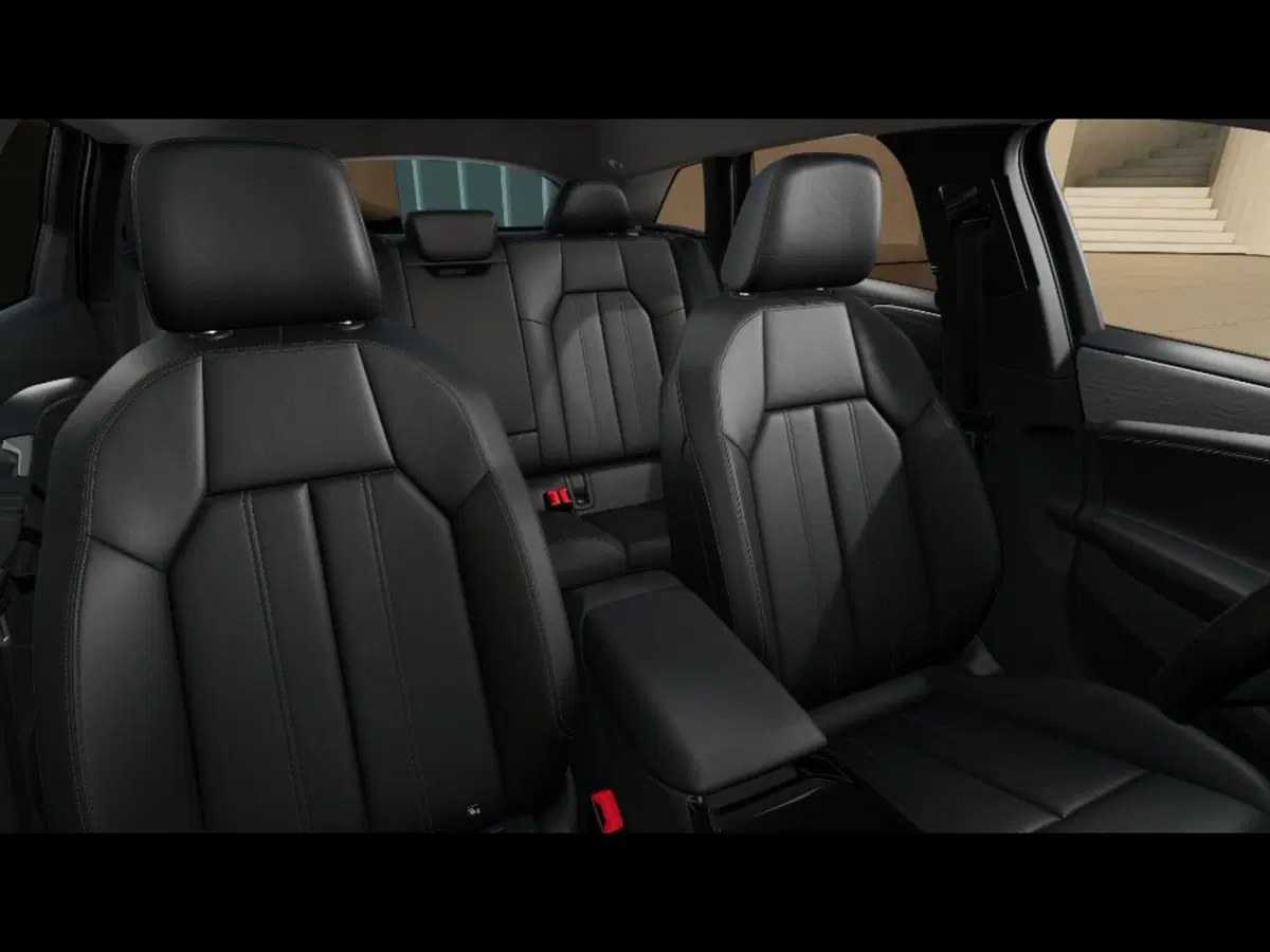 Audi A6 Avant e-Tron nuova a Grosseto (10)