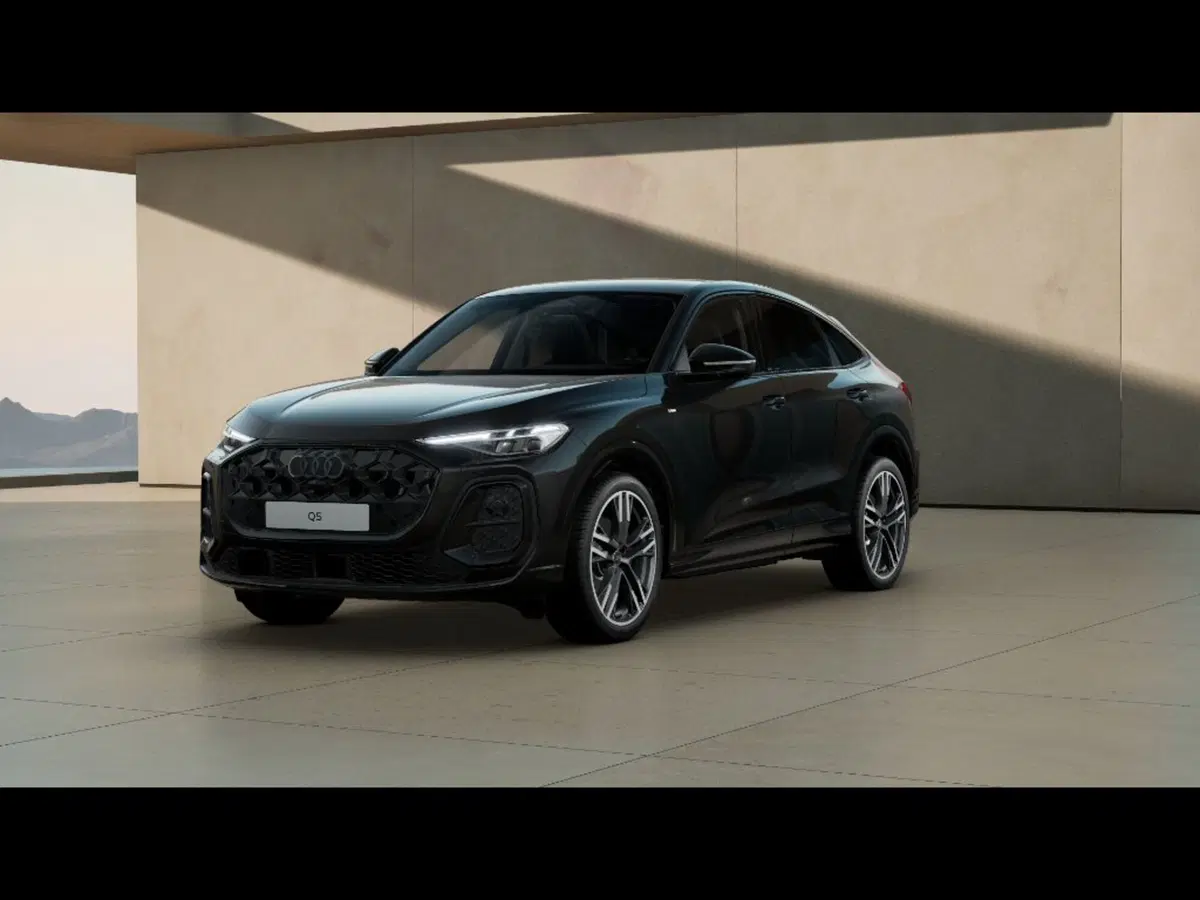 Audi Q4 Sportback nuova a Firenze