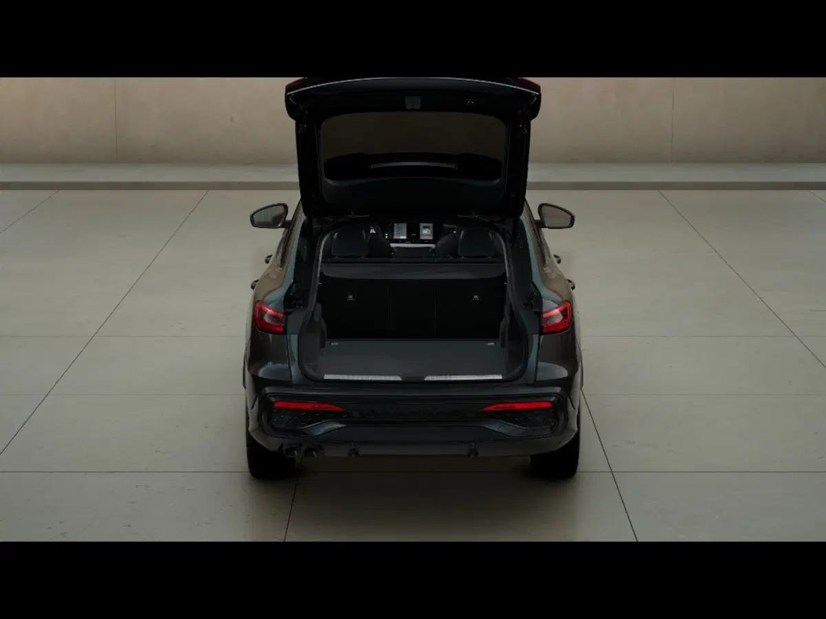 Audi Q4 Sportback nuova a Firenze (6)