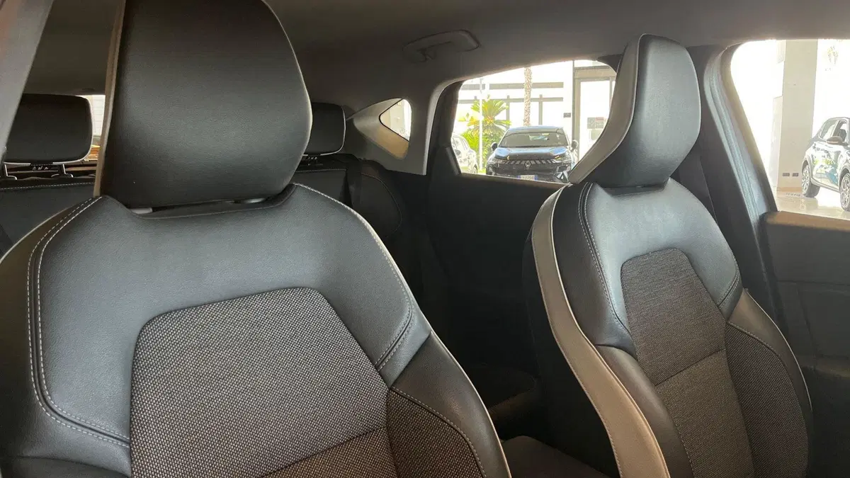 Renault Captur usata a Catania (19)