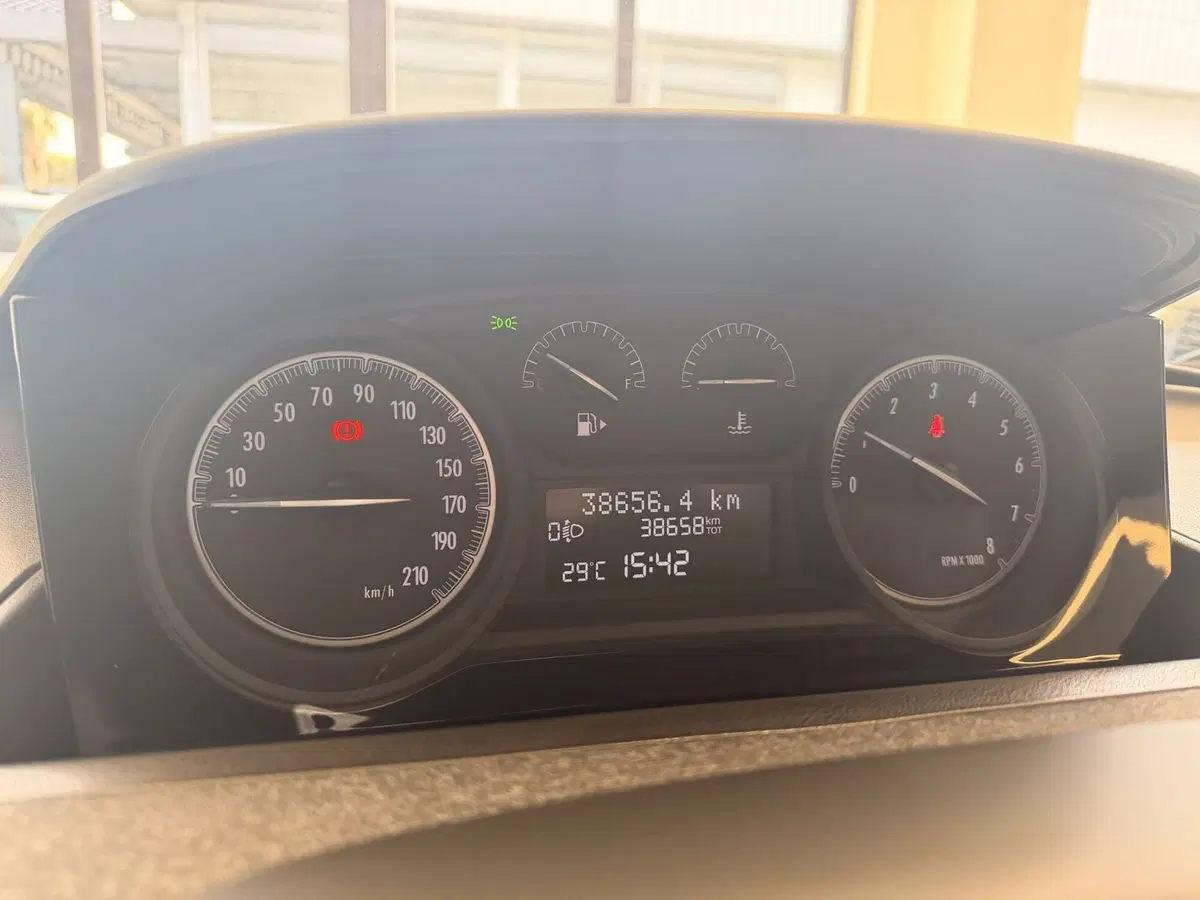 Lancia Ypsilon usata a Latina (13)